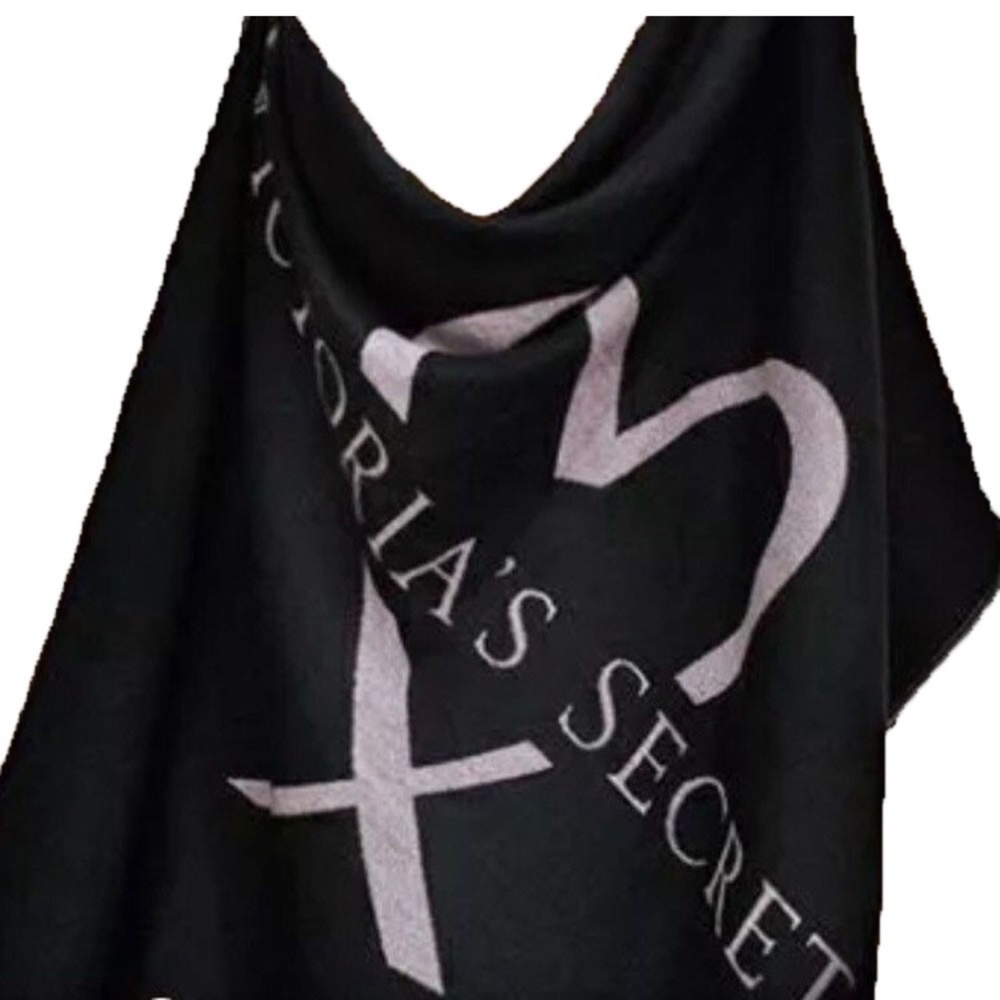 VS Cozy Blanket